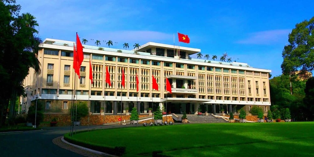 Dinh Độc Lập - Giờ mở cửa, giá vé và cách mua vé