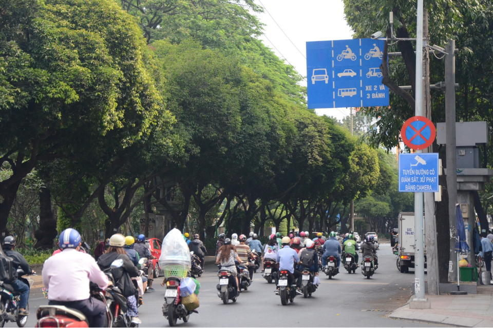Phatnguoi - Nộp phạt trực tiếp
